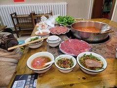 -乳仔牛牦牛汤锅 烤羊排(松潘古城店)