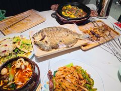 -亚伟瓦罐面美食城(淇县总店)