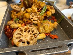 -荷塘秋月·本帮江浙菜(国权路店)