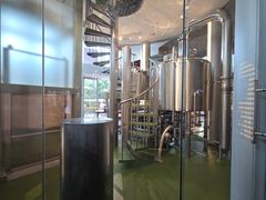 -The BREW·酿餐厅(浦东嘉里大酒店)