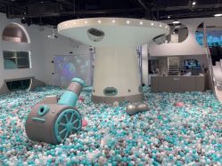 -MINI MARS KIDS CLUB亲子家庭中心(长宁天山店)