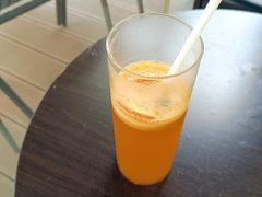 -游心咖啡(青山滨江店)