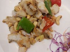 特色秘制海鲈鱼两味-海儀美食楼(湾仔海鲜街店)
