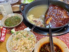 -赵美丽·重庆社区火锅·直营店(火车东站·中豪国际店)