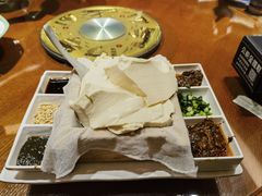 -95号酱骨·一块豆腐(展春园西路店)