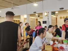 -冶建镜子·老南昌大排档·江西虾王(总店)