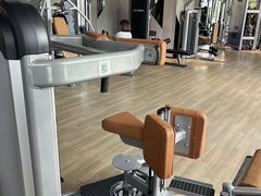 -威克健身游泳(万菱汇店)