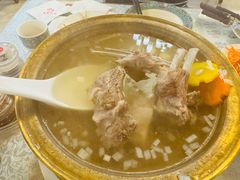 -汗腾格里·风味餐厅(新疆驻京办店)