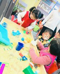 -泥娃娃DIY陶吧(易生活购物公园店)