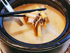 招牌老鸭煲-上海年代·浙菜家烧·小海鲜(水上东路店)