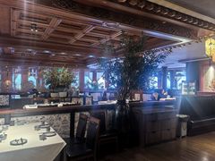 -八府香鸭·啫啫煲(华山路店)