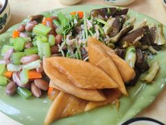 -乡府肉丁水饺(环山路店)