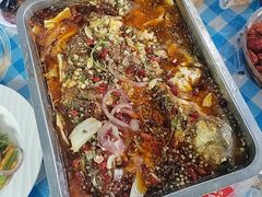 -老街烧烤大排档·地道湖北菜·龙虾馆(汉口火车站店)