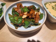 -老乡鸡(上海白玉兰广场店)