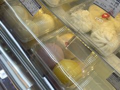 -白玉兰食品甜凤店(合生汇店)