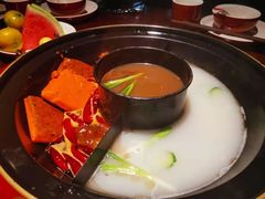 -巴邑火锅·夜宵(港隆广场店)