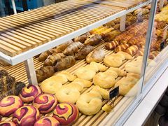 -焙丽拾光(麦凯乐直营店)