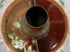 鸳鸯锅-马记伊源斋涮肉·清真菜(潘家园古玩市场店)