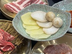 -臻牛烤肉