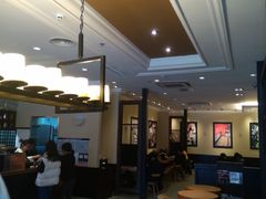 大堂-星巴克臻选(威海威高广场店)