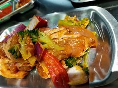 -马路牙子烧烤音乐酒馆(望京店)