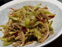 -黄泥岗·地道湖北菜(奥特莱斯店)