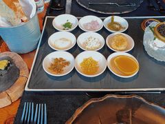 餐前包配黄油-AZUL by FUEL蓝色·法式酒馆(琶醍店)