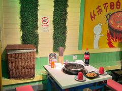 -钢管厂五区小郡肝串串香火锅(梅川路店)