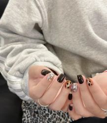 -赢韵美甲美睫瑞士净斑中心
