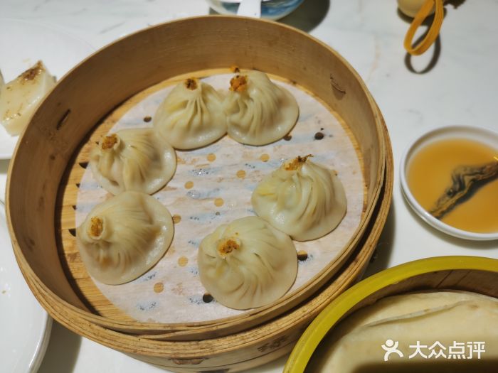 绿波廊(豫园店)蟹粉小笼包图片
