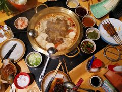 -顶顶汤火牛排火锅·经典铜锅涮肉