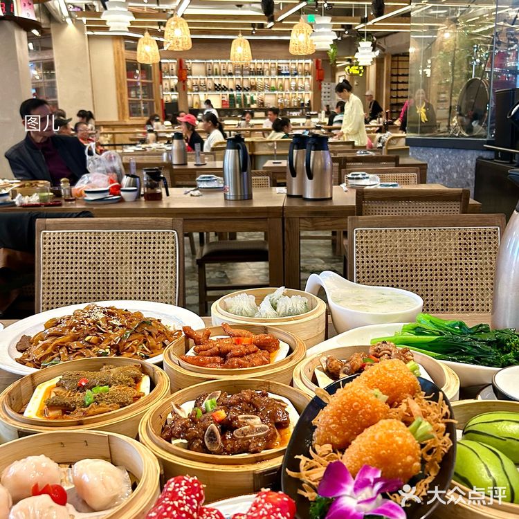 在南宁我会反复去的茶餐厅！顺便听个粤剧