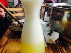 -四小区火锅·巷子里的重庆火锅(花照壁店)