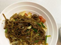 生爆牛肉丝拌川-二扁私房面馆(崂山路店)