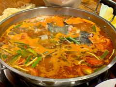 -亮欢寨酸汤鱼(沙冲路店)