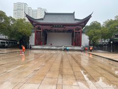 -绳金塔