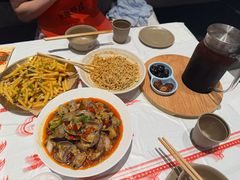 -肥肥虾庄·金牌油焖大虾(杨园滨江时代walk店)