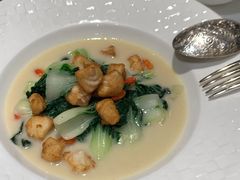 酥脆鱼汤浸菜苗-誉珑轩