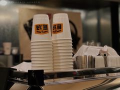 餐具摆设-小巨场咖啡