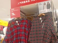 -优衣库(上海金桥国际商业广场店)