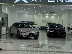 -王府井百货熙地港店