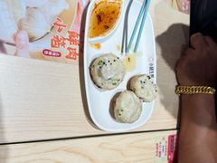 -小杨生煎(浦江欢乐颂店)