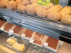 -鲍师傅糕点(江苏路店)