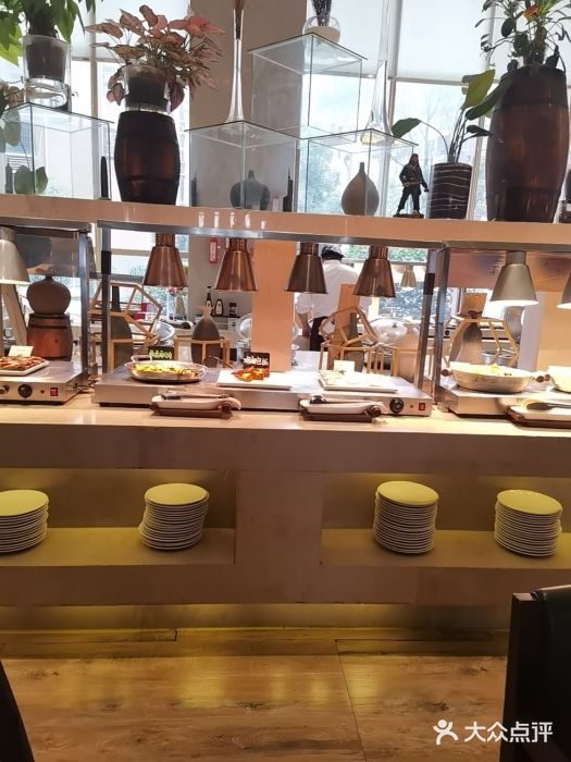 长沙三景韦尔斯利酒店·Oval全日制餐厅自助餐图片