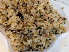 盐菜饭-凤凰路何眼镜香辣蟹(花果园店)