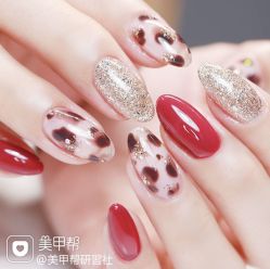 -Pink You美甲美睫纹绣定制中心