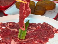 -毛辣果·贵州红酸汤牛肉火锅(西单店)