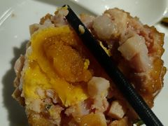 鸭蛋黄狮子头-梅飞酒家(桑园路店)