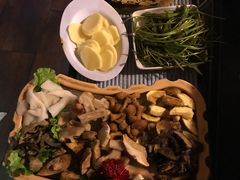 -滇釜火锅·能喝汤的火锅(车公庄店)