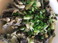 -领鲜土菜馆